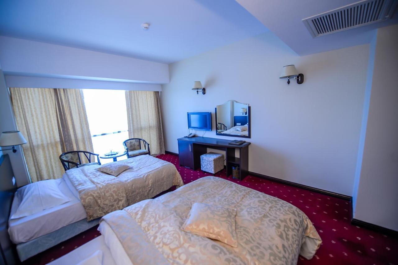 Hotel Esplanada ทูลเซีย ภายนอก รูปภาพ