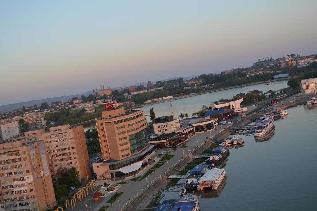 Hotel Esplanada ทูลเซีย ภายนอก รูปภาพ