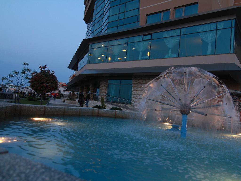 Hotel Esplanada ทูลเซีย ภายนอก รูปภาพ