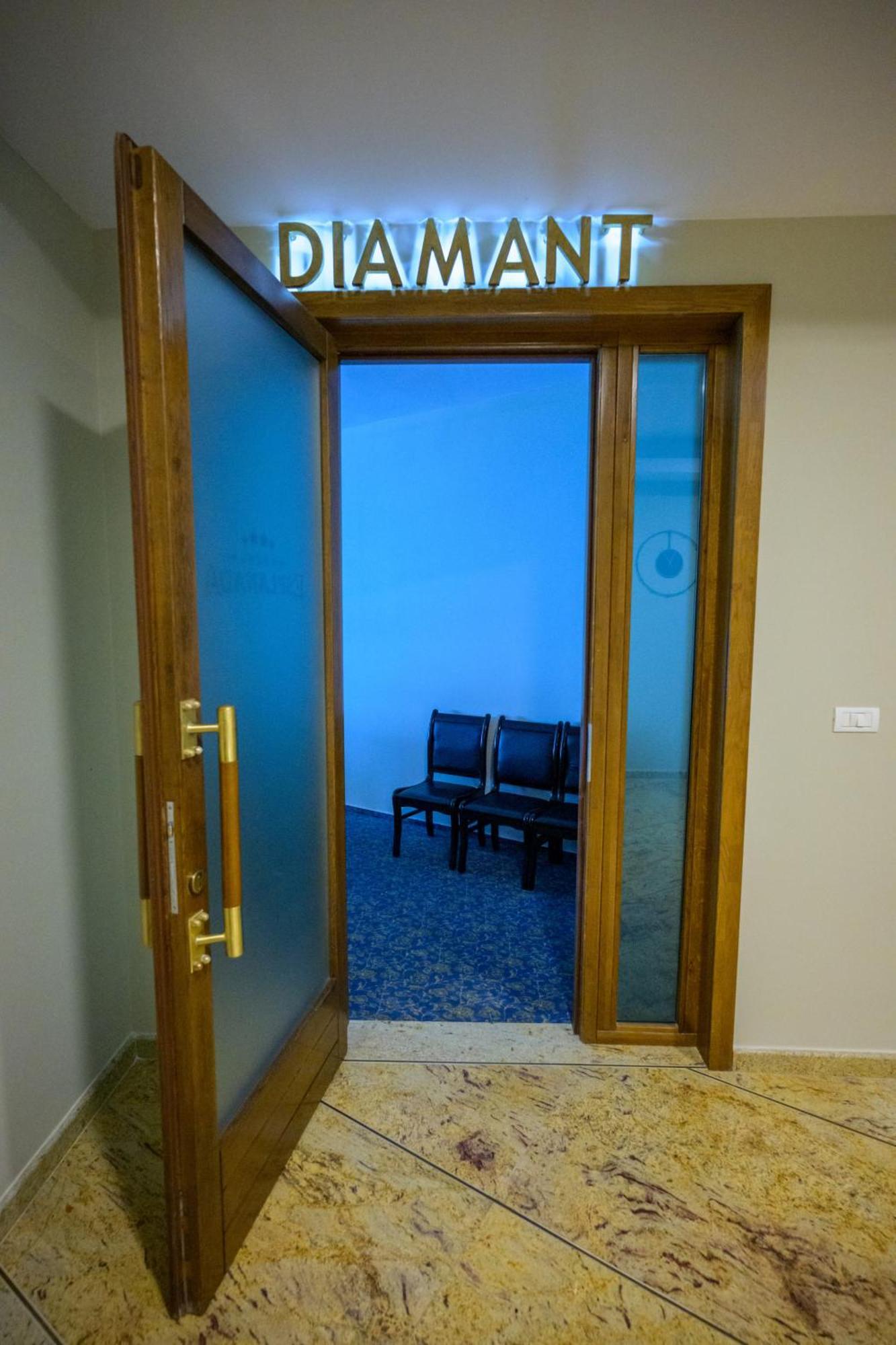Hotel Esplanada ทูลเซีย ภายนอก รูปภาพ