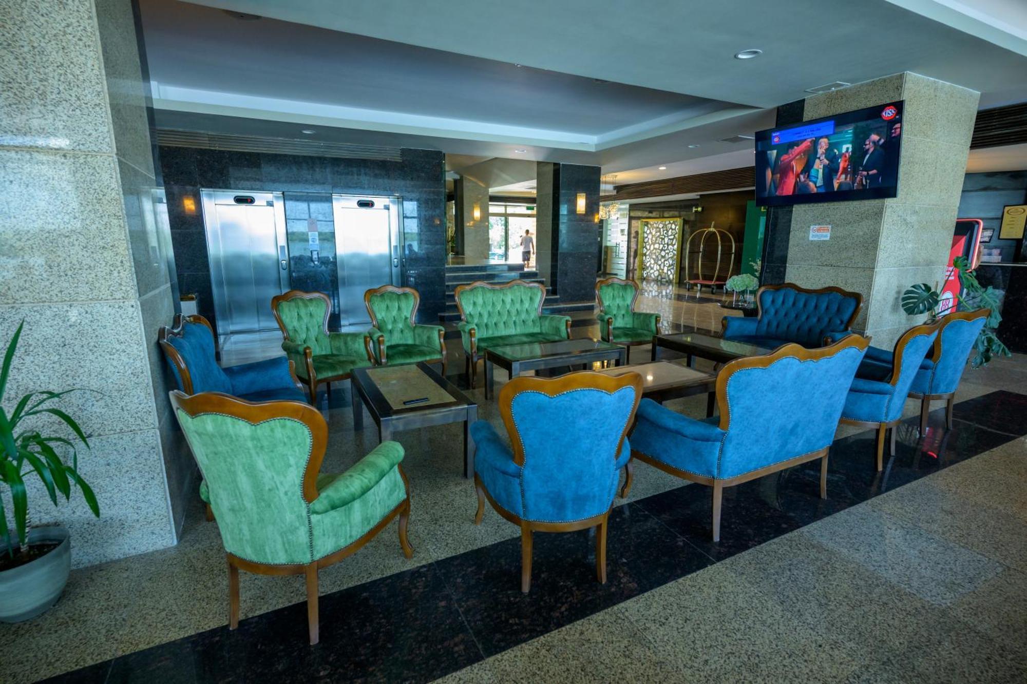 Hotel Esplanada ทูลเซีย ภายนอก รูปภาพ