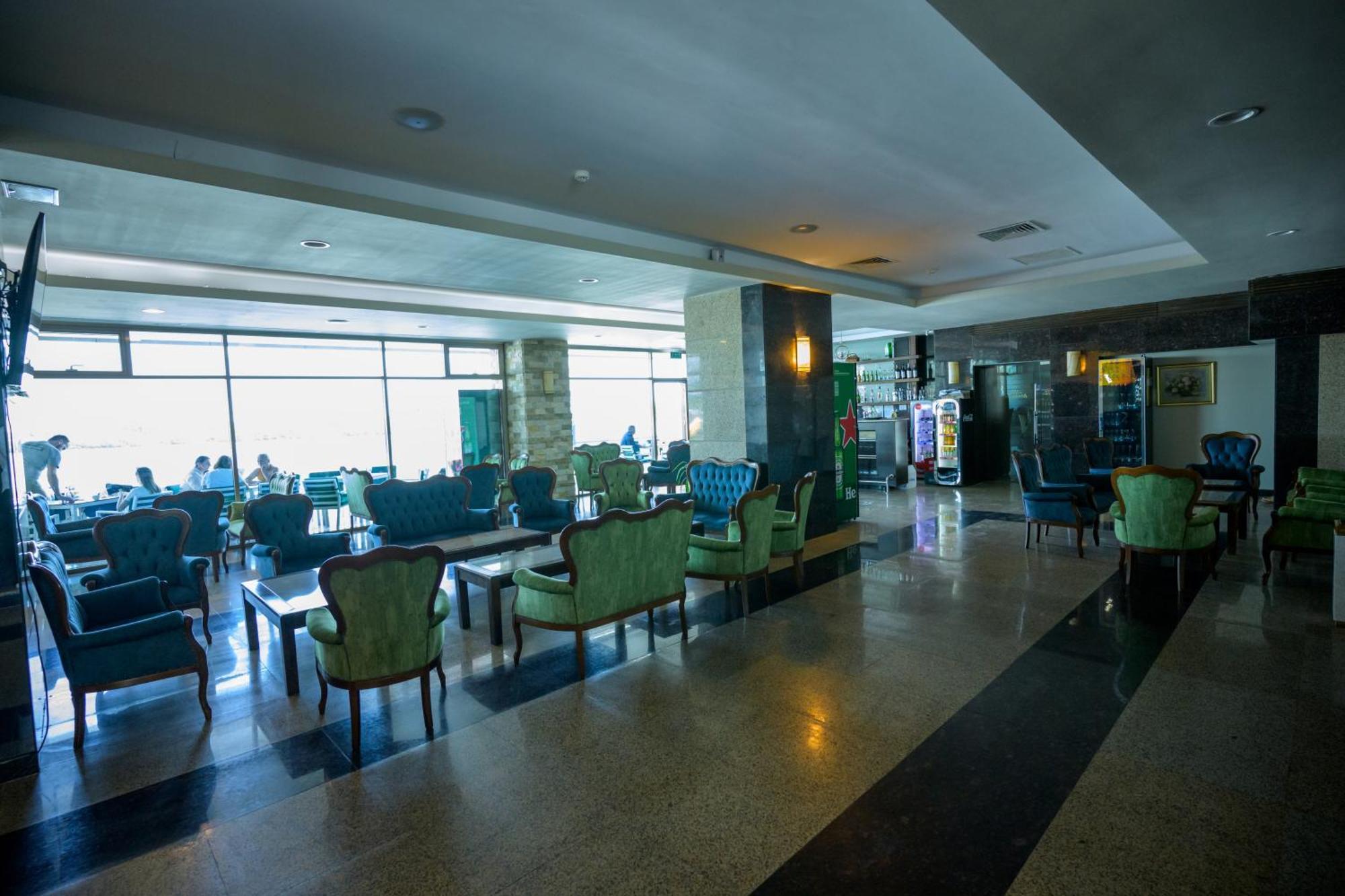 Hotel Esplanada ทูลเซีย ภายนอก รูปภาพ