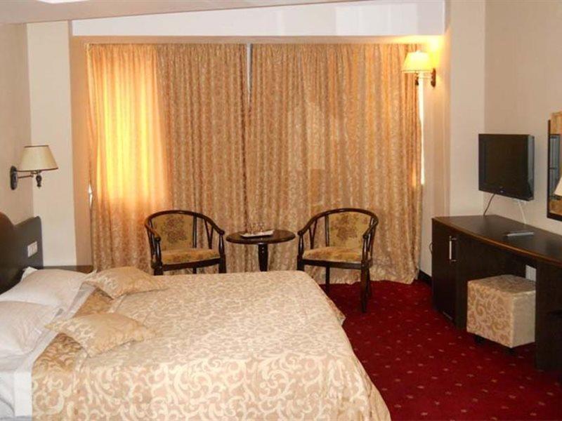 Hotel Esplanada ทูลเซีย ภายนอก รูปภาพ