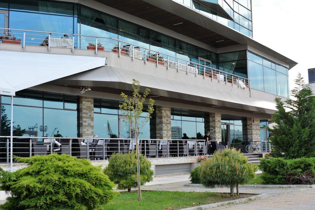 Hotel Esplanada ทูลเซีย ภายนอก รูปภาพ